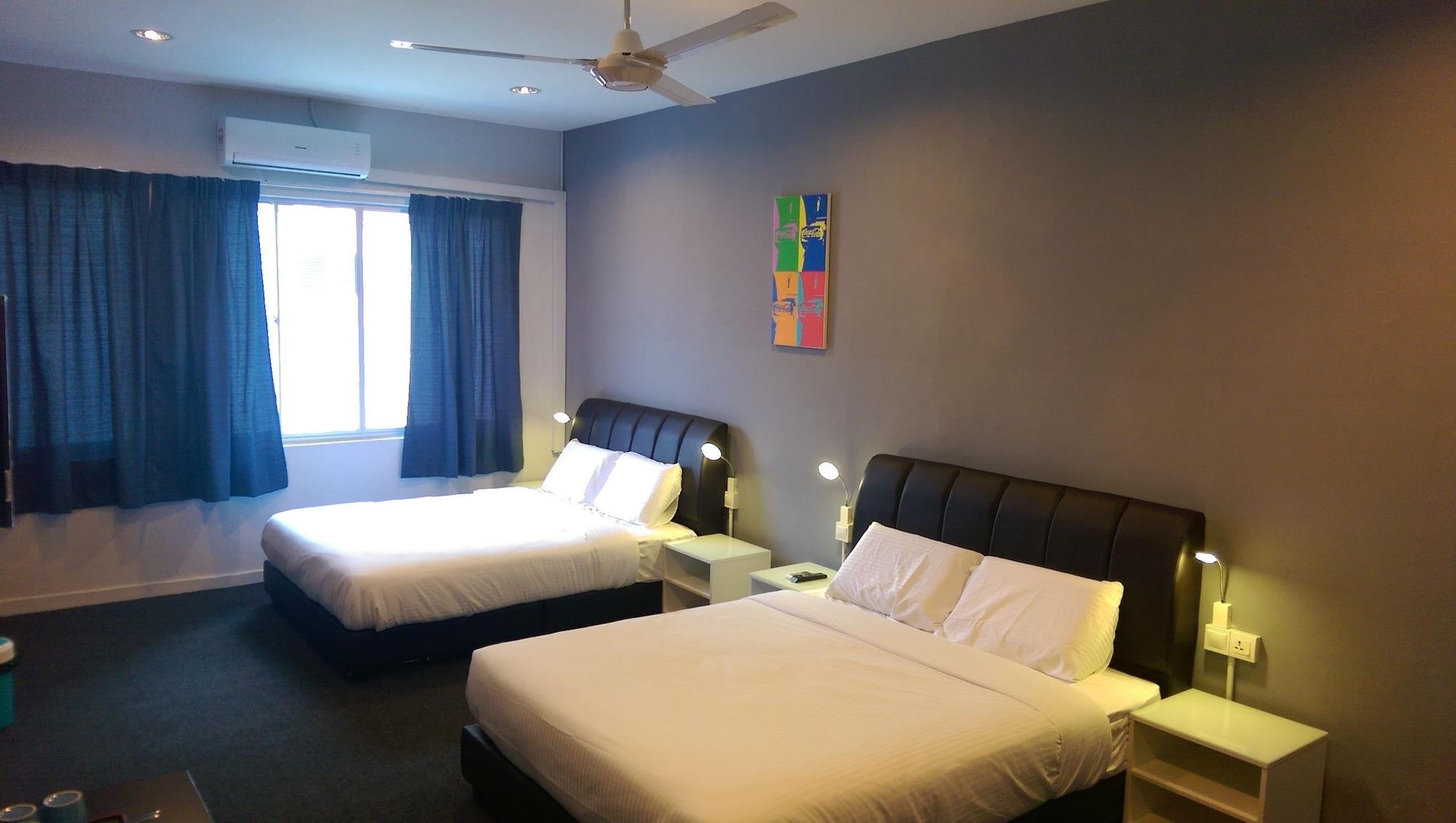 Pink Cabana Hotel George Town Exterior photo